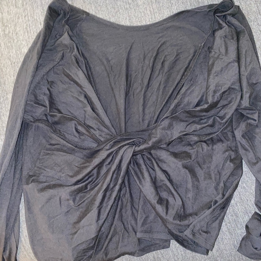 Fabletics XXL twist back yoga shirt EUC
